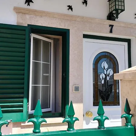 Holiday home Orlanda Verissimo